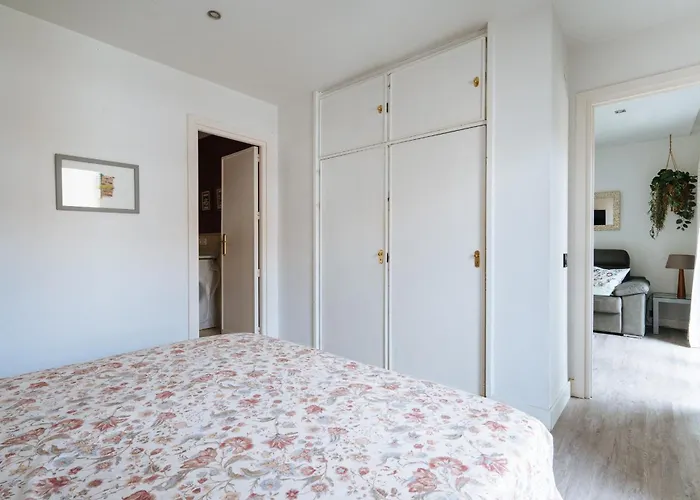 Imagen Metrosol Apartment *